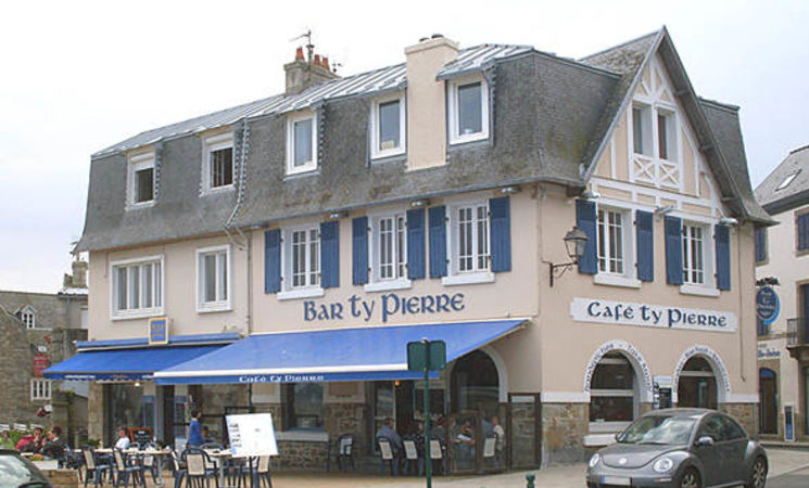 Guide 2023 des Bars et Cafés Incontournables à Roscoff (29680)